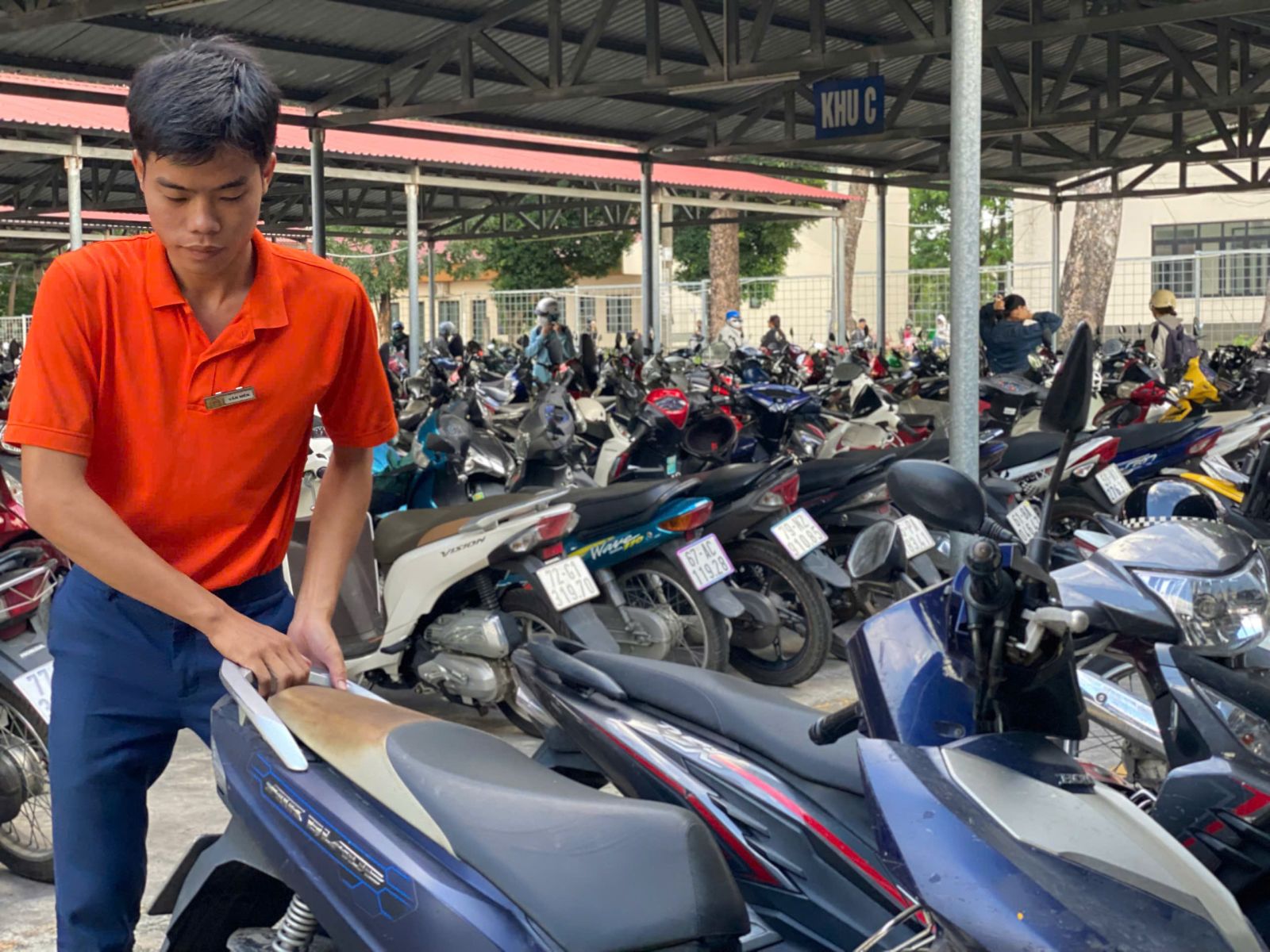 Quản Lý Bãi Xe Văn Phòng