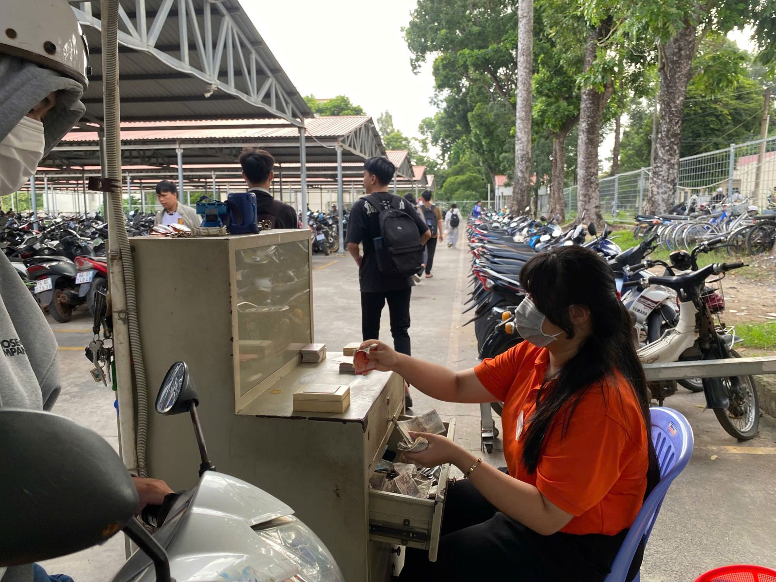 Dịch Vụ Giữ Xe Uy Tín 286