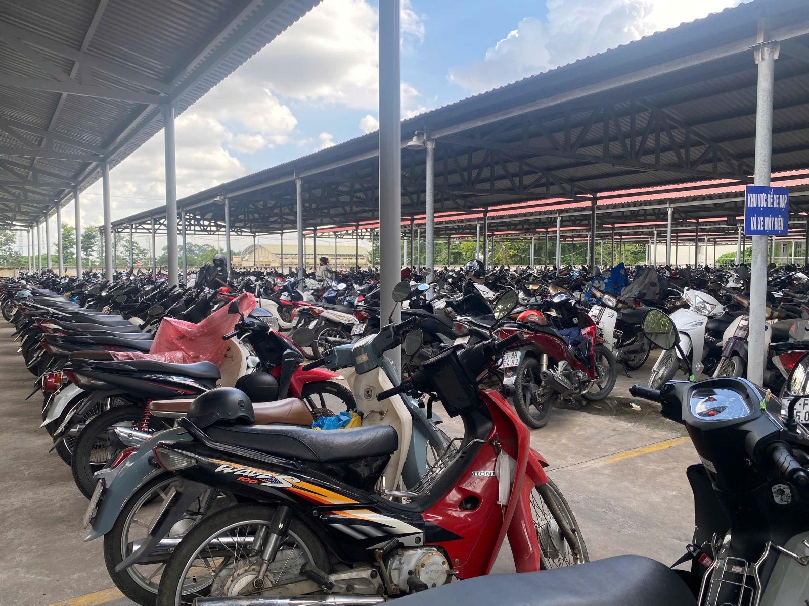 Dịch Vụ Giữ Xe Trường Đại Học