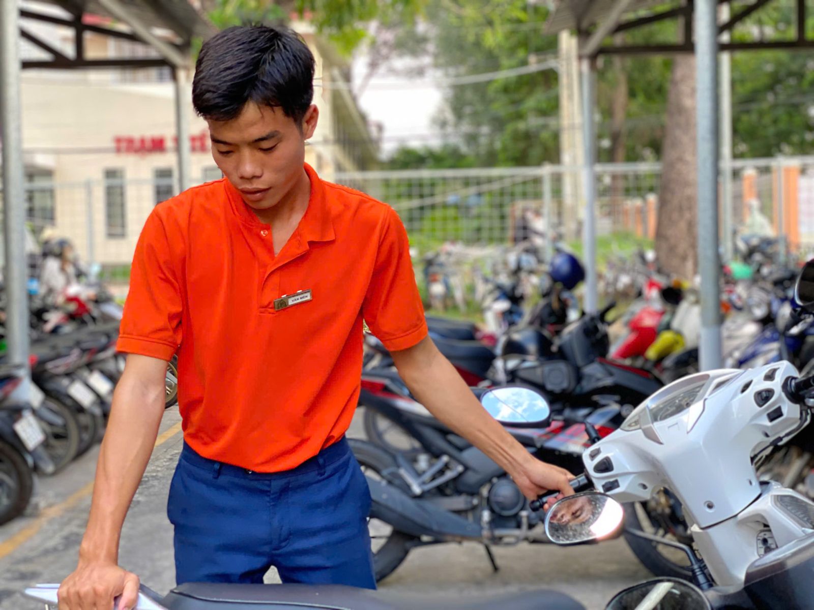 Dịch Vụ Giữ Xe Hai Tám Sáu