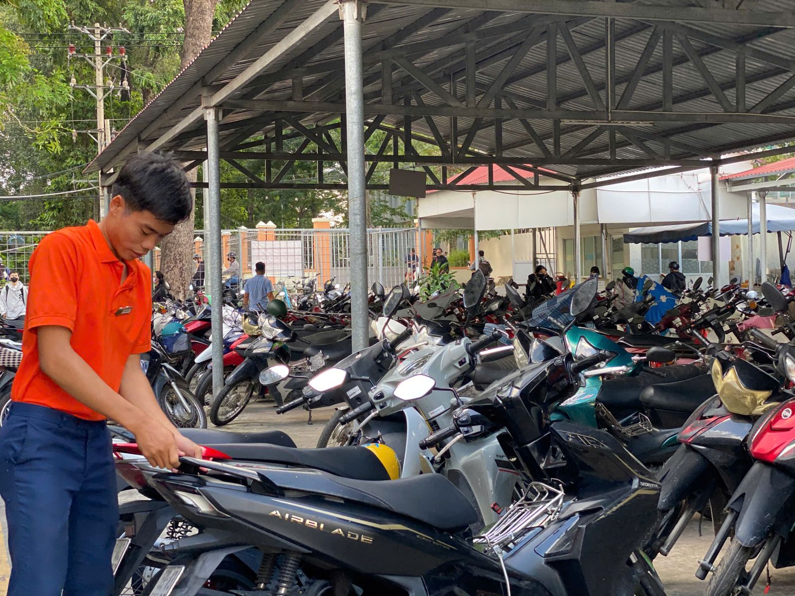 Quy Trình Thuê Dịch Vụ Giữ Xe