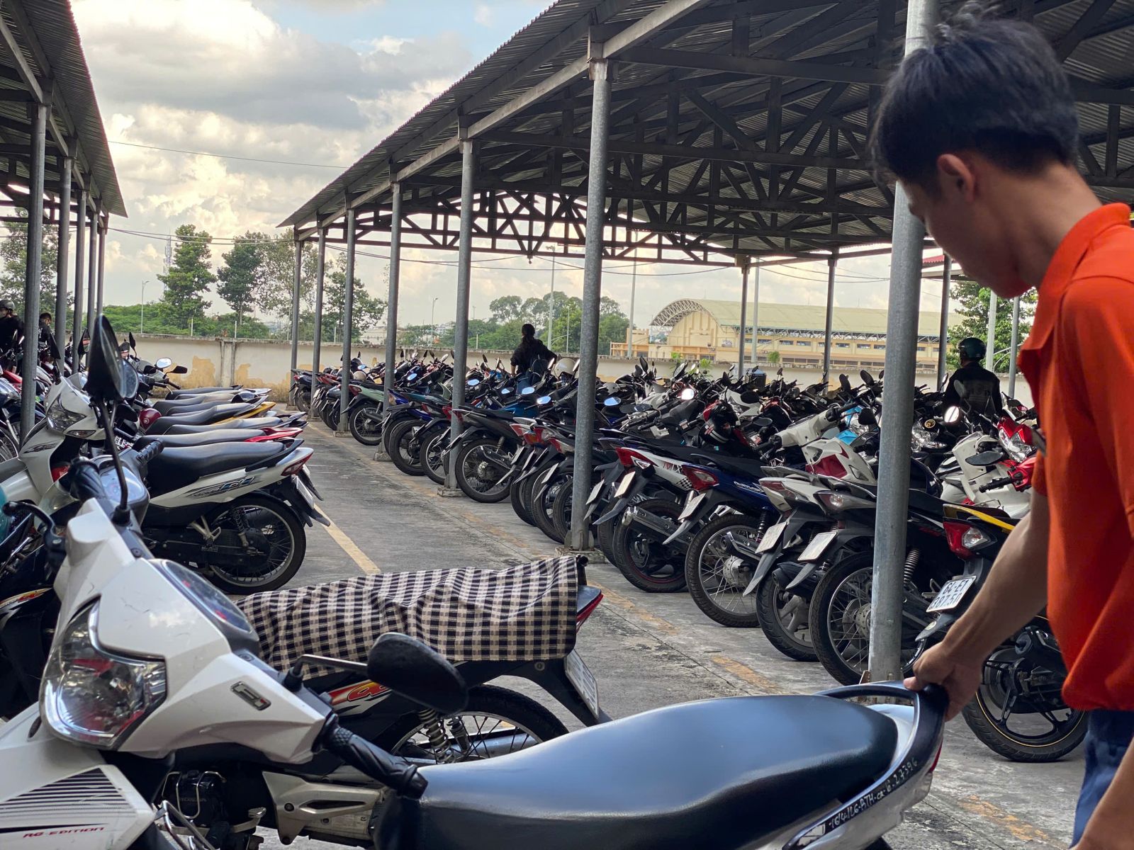 Tiêu Chí Chọn Công Ty Giữ Xe Chuyên Nghiệp