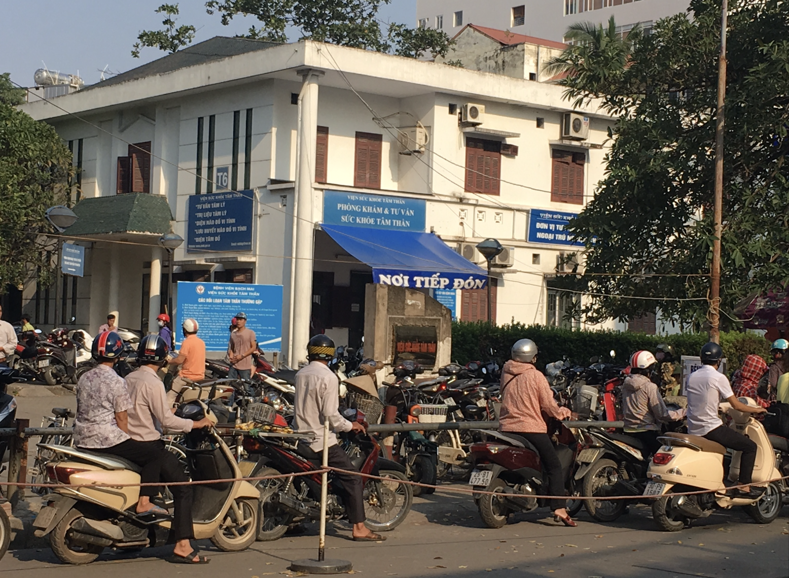 dịch vụ giữ xe bệnh viện