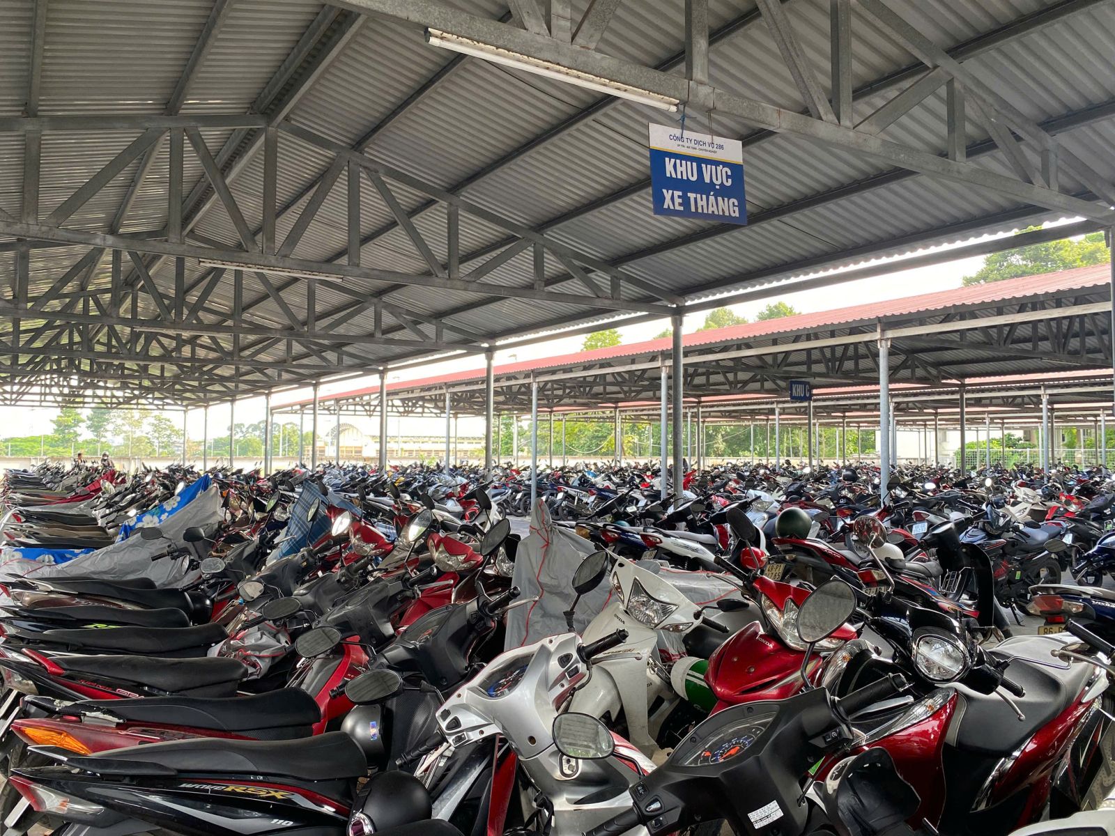 dịch vụ giữ xe chuyên nghiệp tại tphcm