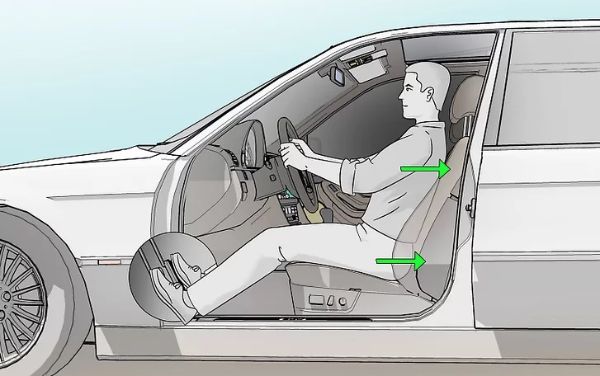Điều chỉnh độ nghiêng tựa lưng của ghế lái ô tô